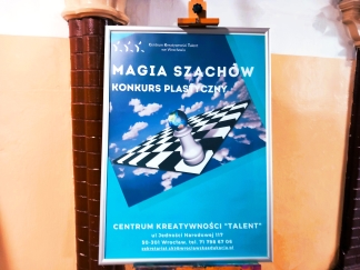 Wystawa Konkursu Plastycznego Magia Szachów 2023 w Centrum Kreatywności Talent we Wrocławiu. Zdjęcie, 24.02.2024 - Robert Korpalski.